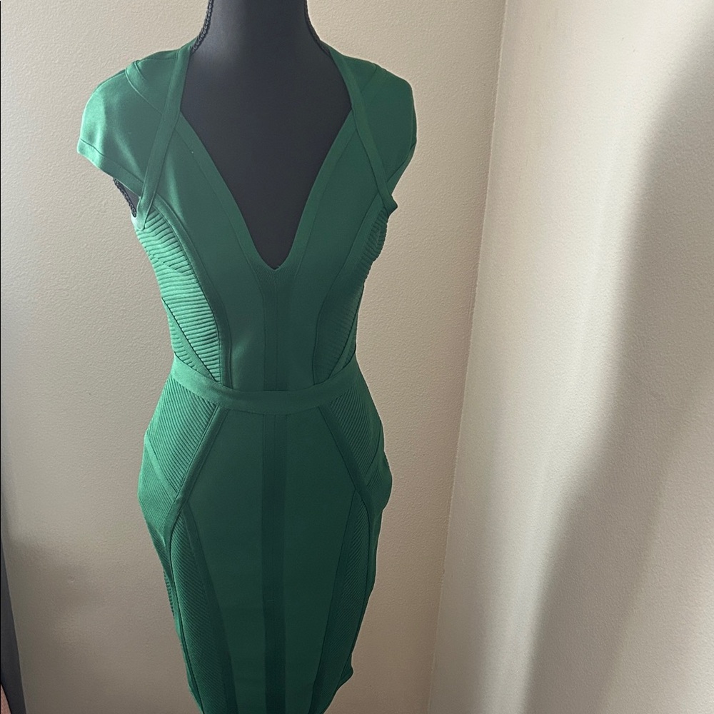 Chic Green Midi Dress